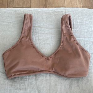 CSB isla crop top sports bra